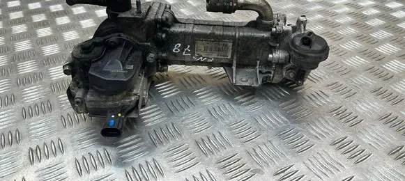 KIA Ceed EGR valve cooler 284102A600 15K27 284202A610