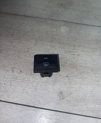 Ford Focus Windscreen/window heater switch 18C621