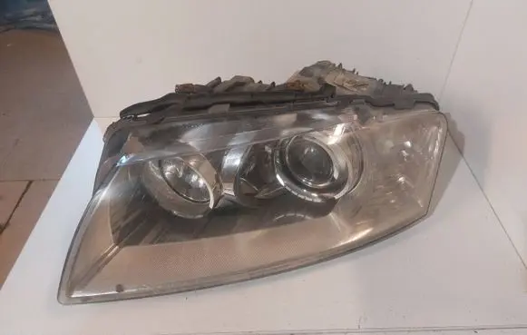 Audi A8 S8 D3 4E Headlight/headlamp