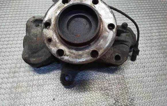Mercedes-Benz Sprinter W906 Front wheel hub spindle knuckle