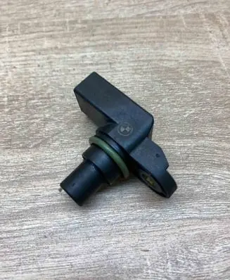BMW 5 E60 E61 Camshaft position sensor 2249320 602163