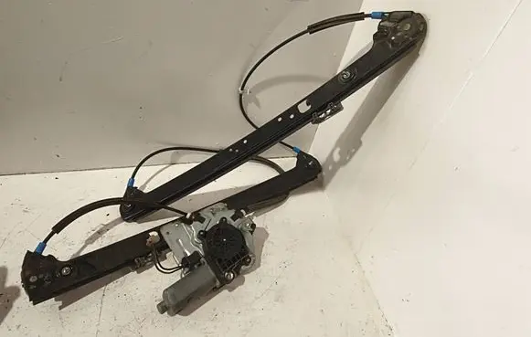 BMW X5 E53 Front door window regulator with motor 8243803 8254911