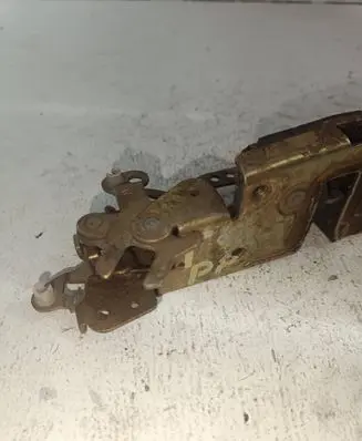 Nissan Vanette Sliding door motor assembly 965696
