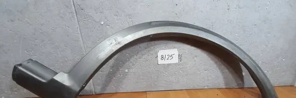 Volkswagen PASSAT B7 Front arch trim 