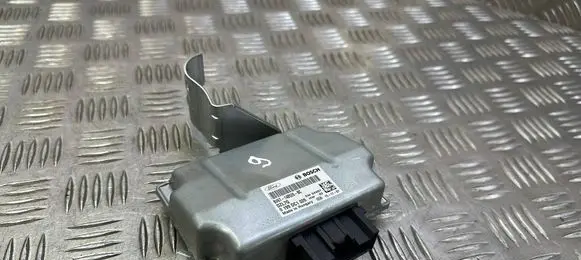 Ford Focus Voltage converter/converter module BV6T14B526BC