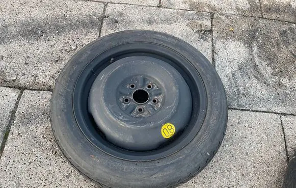 Toyota Prius (XW30) R16 spare wheel 