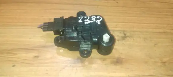 Ford Fiesta Air flap motor/actuator 96fw19b634ad