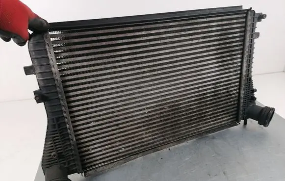 Audi A3 S3 A3 Sportback 8P Intercooler radiator 3C0145805