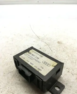 Audi A6 S6 C5 4B Alarm control unit/module 4B0951173