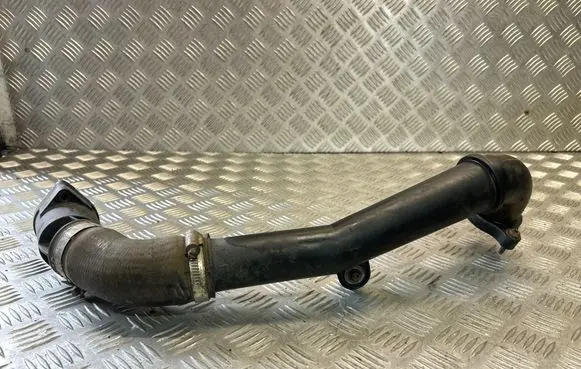Skoda Octavia Mk3 (5E) Intercooler hose/pipe 04L145770H