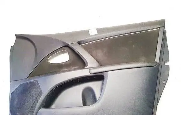 Toyota Avensis T270 Front door card panel trim 6777705040 67777-05040