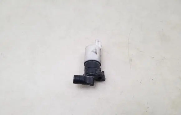 Nissan Primastar Windscreen/windshield washer pump 8200067015