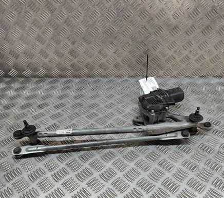 Front wiper linkage and motor