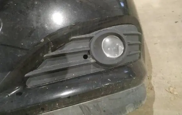 Opel Astra H Front bumper lower grill
