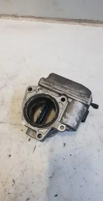 Volkswagen Golf IV Throttle valve 03G128063C A2C53099815
