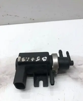 Volkswagen PASSAT B5.5 Turbo solenoid valve 1J0906627