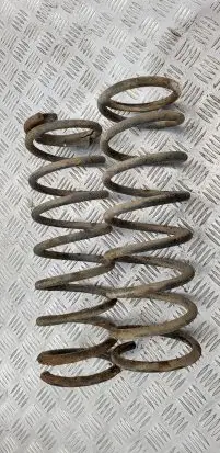 Nissan Terrano Rear coil spring