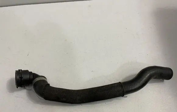 BMW 1 E81 E87 Engine coolant pipe/hose 6928591