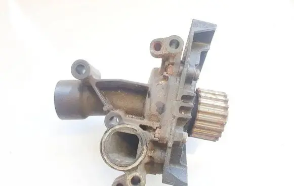 Peugeot 406 Water pump 9654531880