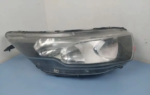 Iveco Daily 6th gen Headlight/headlamp 5801473749