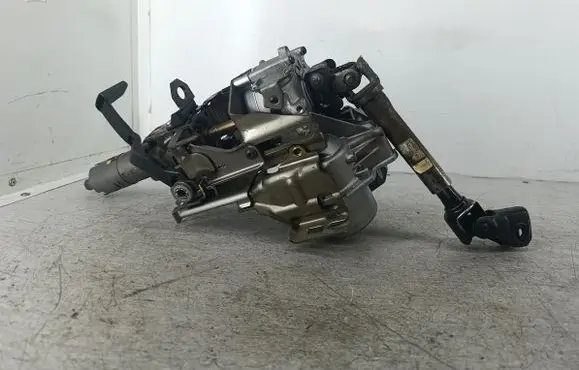 Renault Clio III Steering wheel axle 8200937939B