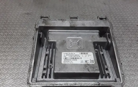 Mercedes-Benz A W169 Engine control unit/module A2661539679 A0024463040