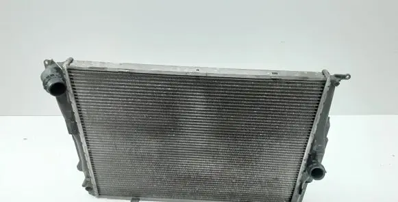 BMW 3 E90 E91 Coolant radiator 7559273