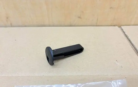 Renault Dacia Duster Radiator support slam panel bracket 214450001R