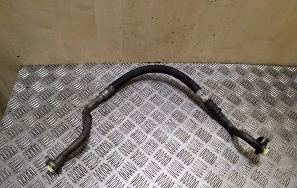 Air conditioning (A/C) pipe/hose