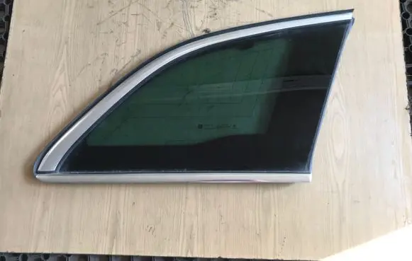 Opel Insignia A Rear side window 13237827 43R009628