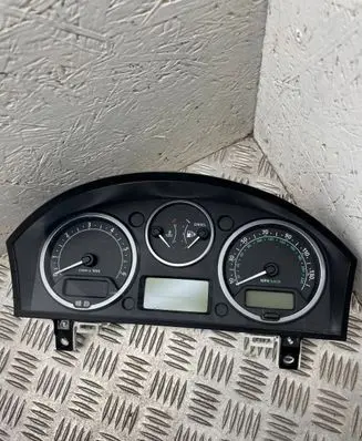Land Rover Discovery 3 - LR3 Speedometer (instrument cluster) YAC500027 LR0819082M0C0