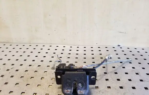 KIA Sorento Tailgate/trunk/boot lock/catch/latch 812303E000