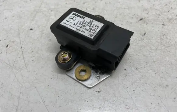 Mercedes-Benz E W211 ESP (stability system) control unit 0265005230 0015404517