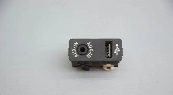 BMW 1 F20 F21 AUX in-socket connector 922924602