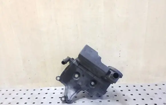 Ford Kuga II Oil breather separator 9671271480 9670033180