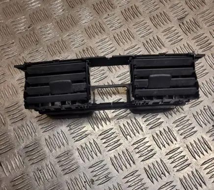 Toyota Yaris Dash center air vent grill 5556862030