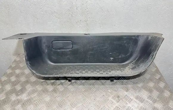 Opel Vivaro Front sill trim cover 769518239R
