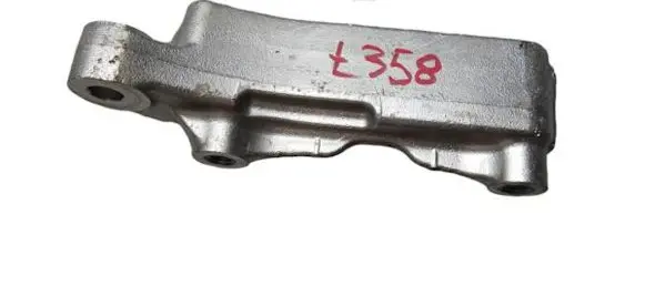 Ferrari California F149 Engine mounting bracket 670103908