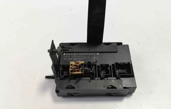 Skoda Octavia Mk2 (1Z) Central body control module 1K0959433AK