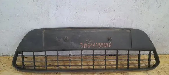Ford Focus C-MAX Front bumper lower grill 7M5117B968A