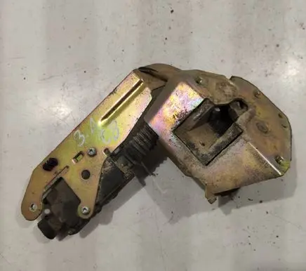 Citroen C8 Rear door lock PZ08B01Y