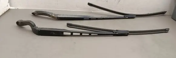 Audi A6 S6 C6 4F Front wiper blade arm 4F1955410 4F1955409