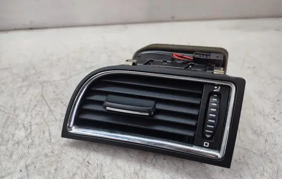 Skoda Superb B6 (3T) Dashboard side air vent grill/cover trim 3T0819701