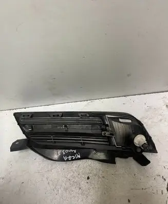 Nissan Micra Front bumper lower grill 62330AA600