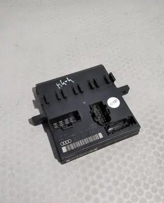 Audi A4 S4 B6 8E 8H Comfort/convenience module 8E0907279J