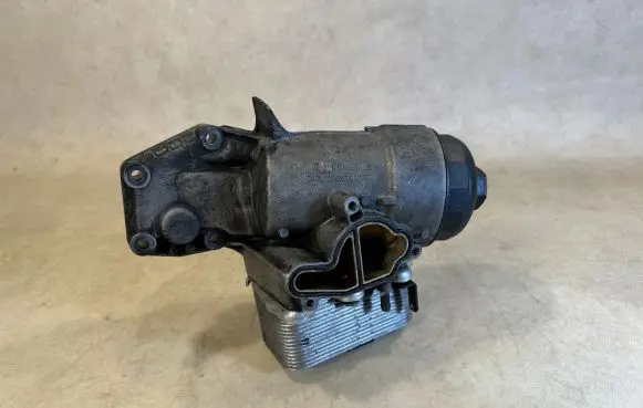 Mercedes-Benz G W461 W463 1st Gen Oil filter mounting bracket