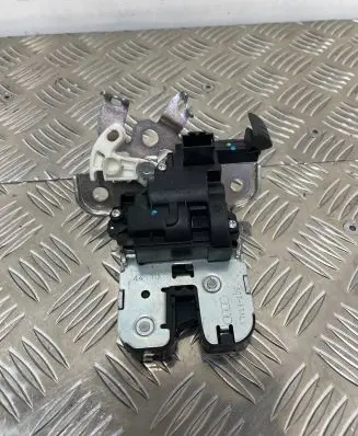 Audi A8 S8 D4 4H Loading door lock 4H0827505