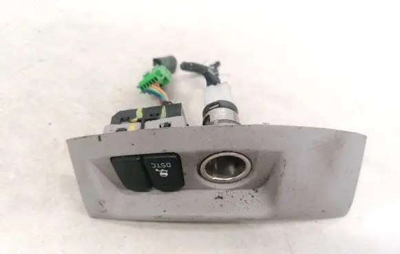 Traction control (ASR) switch