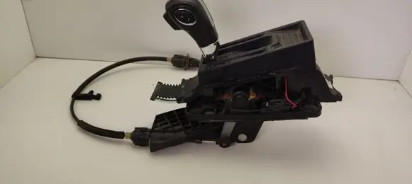 Ford Mustang V Gear shifter/selector DR3P7K004BC