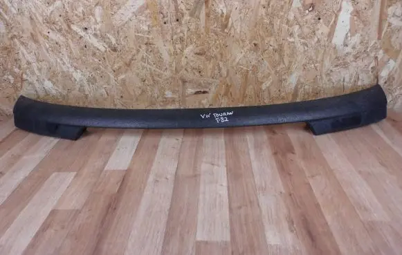 Volkswagen Touran I Front bumper foam support bar 1T0805083